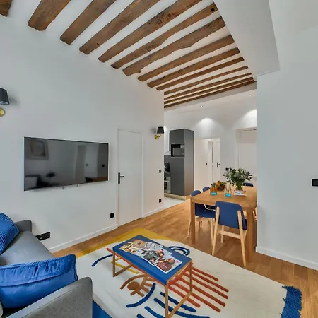 Urbanflat 98 - Large In The Center Of Appartamento *
